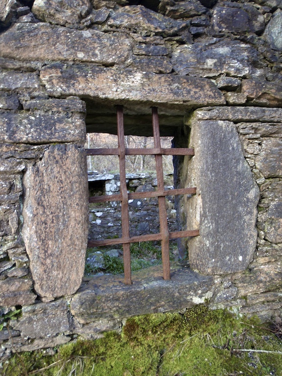 Loch Dochart Castle (1)