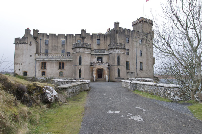 Dunvegan Castle (2) © J Woolf